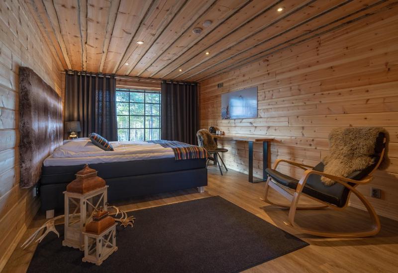 Standard Suite image 4