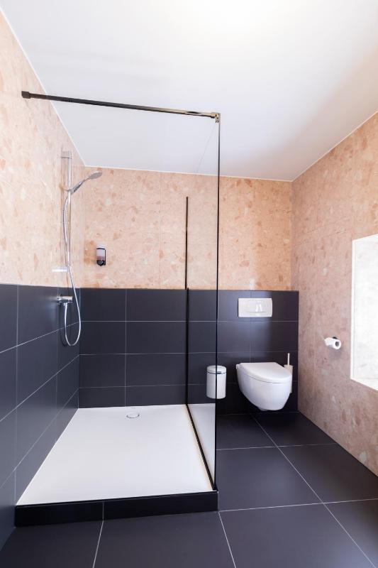Suite image 3
