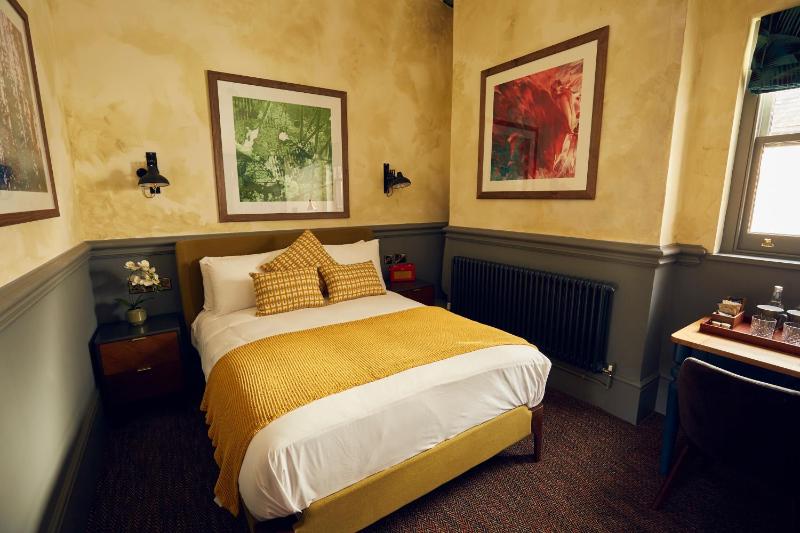 Frederick Street Townhouse - image 6