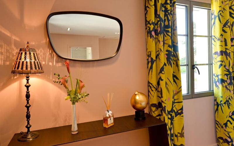 Deluxe Double or Twin Room image 2