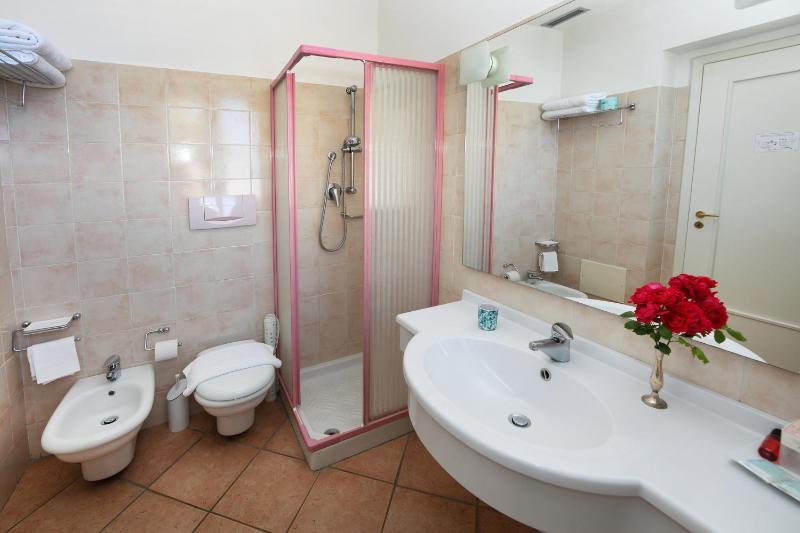 Suite image 2