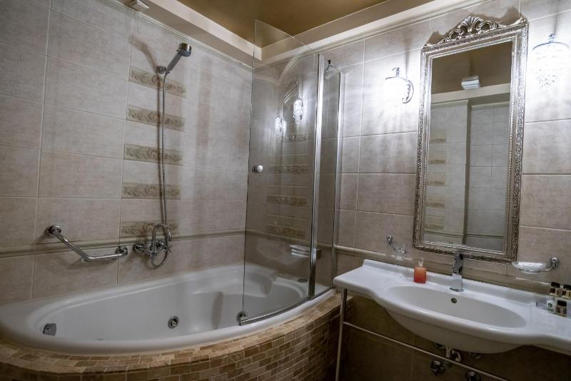 Junior Suite image 3