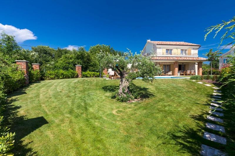 Luxury Villa Tia - image 8