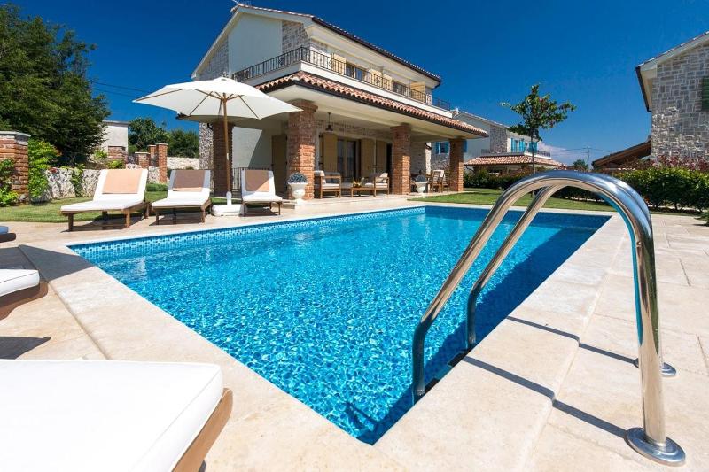 Luxury Villa Tia - image 16
