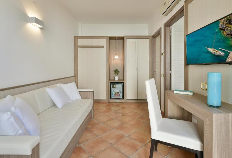 Junior Suite image 1