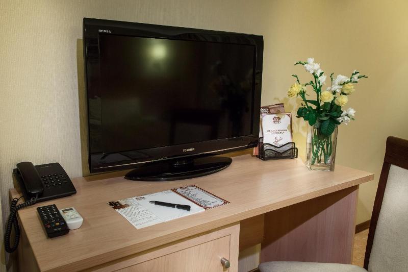 Standard Double or Twin Room image 3
