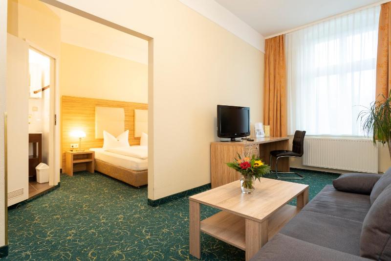 Comfort Double Room image 3