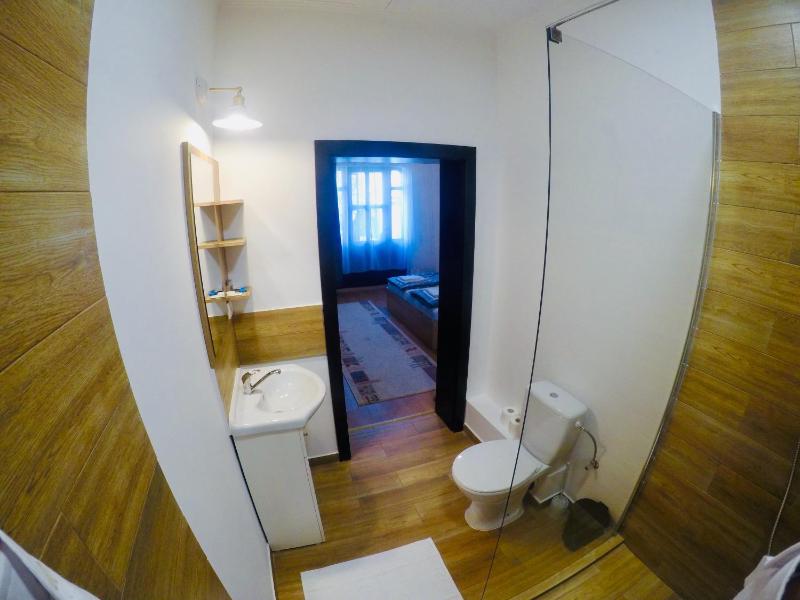 Cristi's Rooms - Pensiune - image 11