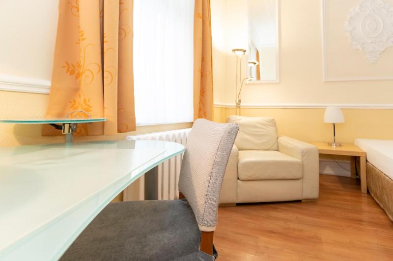 Superior Single Room image 4