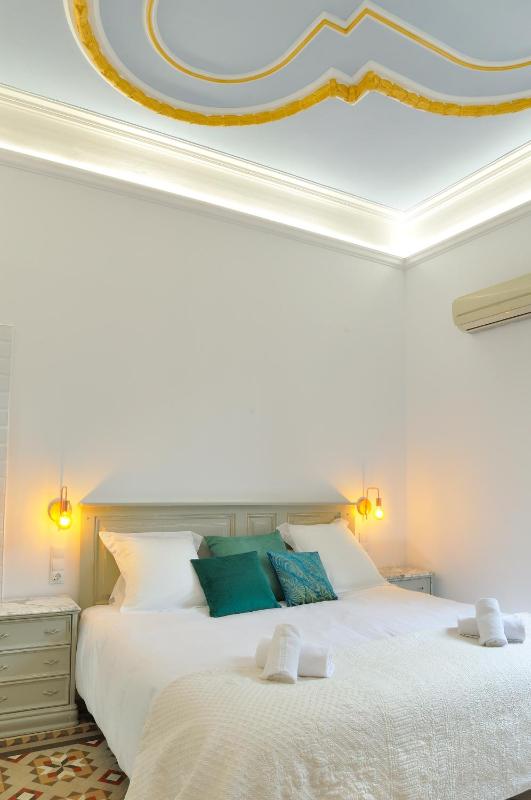 Hostal Girona - image 6