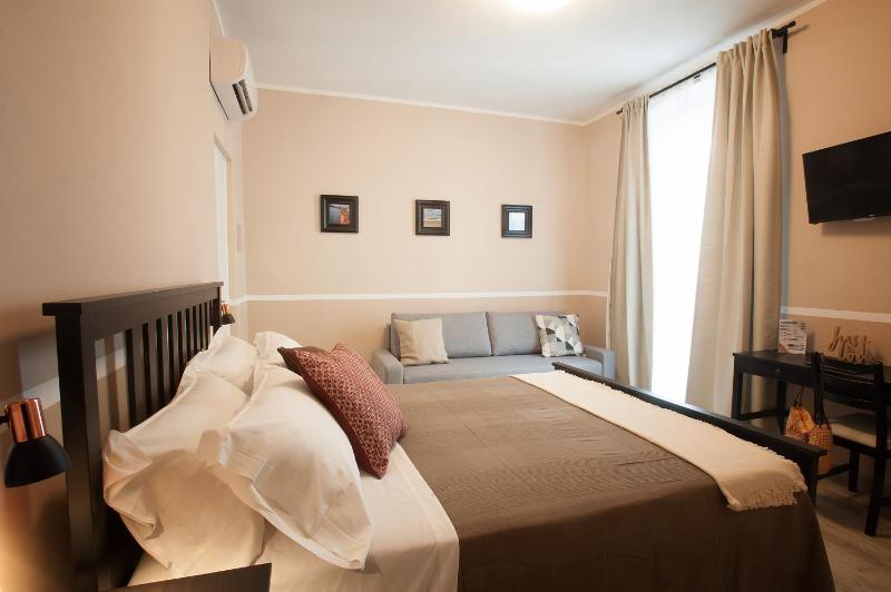 6th Land - Rent Rooms Affittacamere - image 47