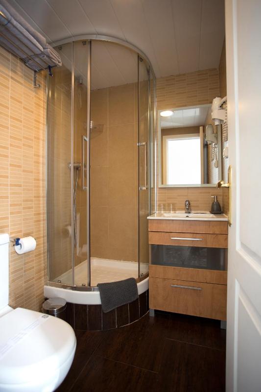 Hostal Eixample - image 4