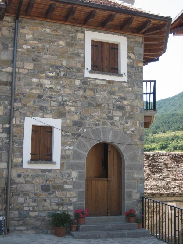 Three-Bedroom House image 3