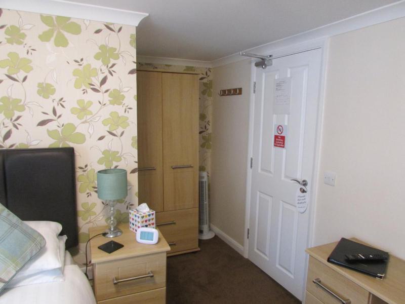 Double Room image 2