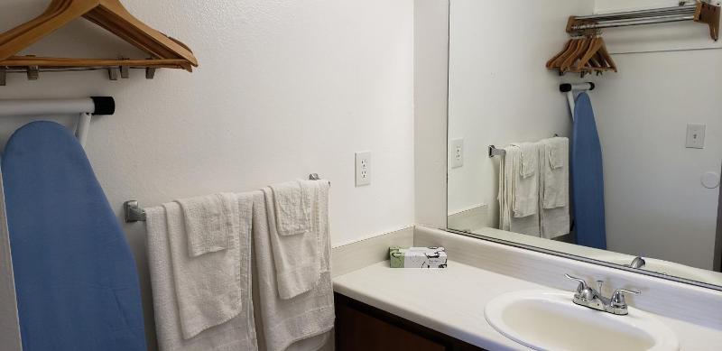 Standard Double Room image 3