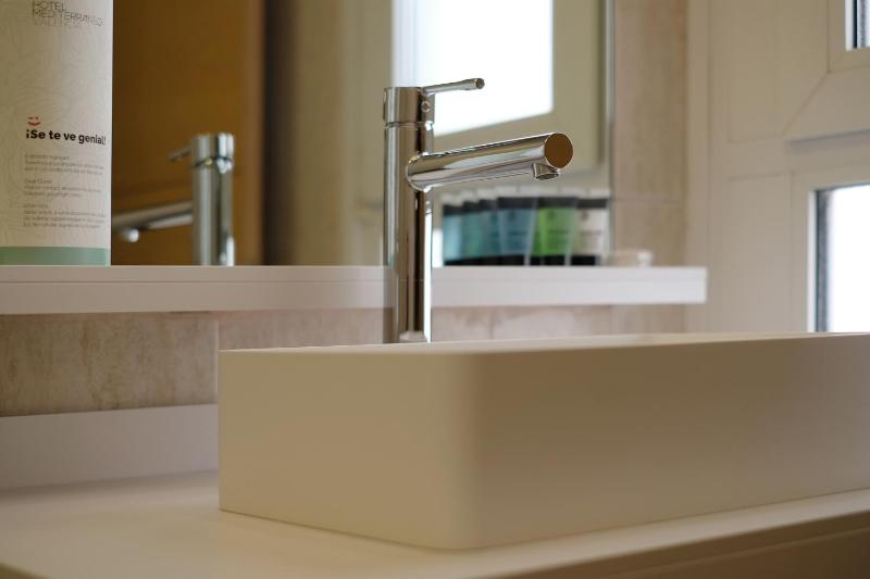 Single Room image 1