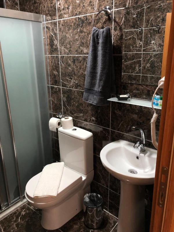 Standard Double Room image 2