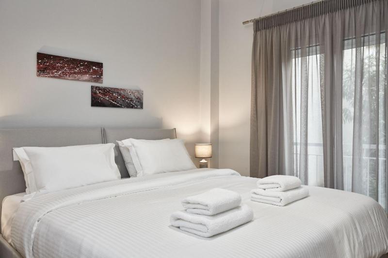 Charming 1bd Apt at Concert Hall - image 11