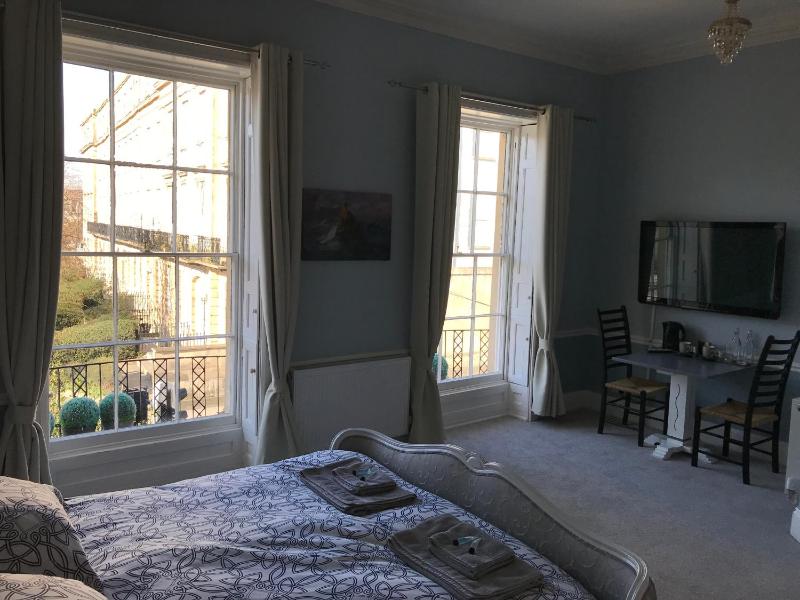 Regency Rooms Guesthouse - image 15