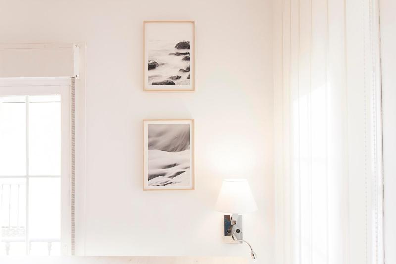One-Bedroom Apartment image 1