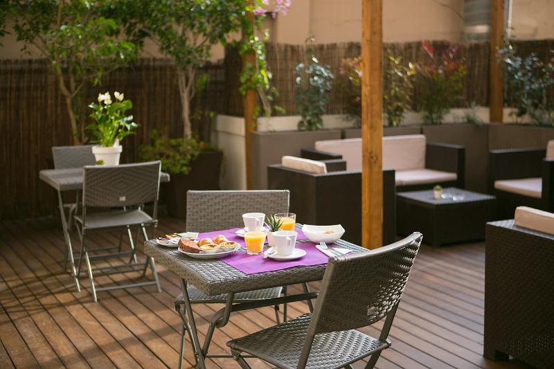 Blanc Guest House - image 12