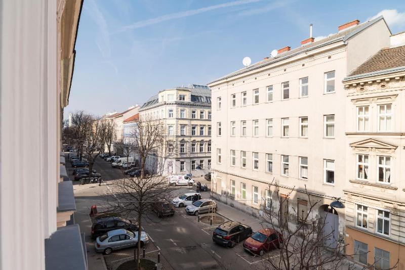 Heart of Ottakring - image 8