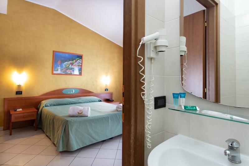 HD Hotel - image 11