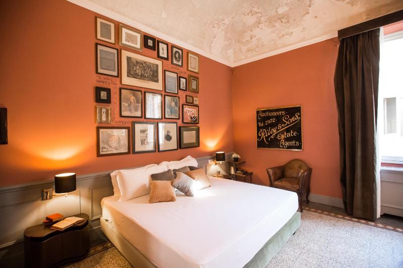Superior Double Room image 3