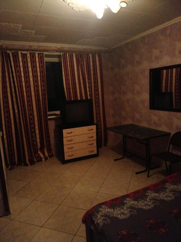 Double Room image 2