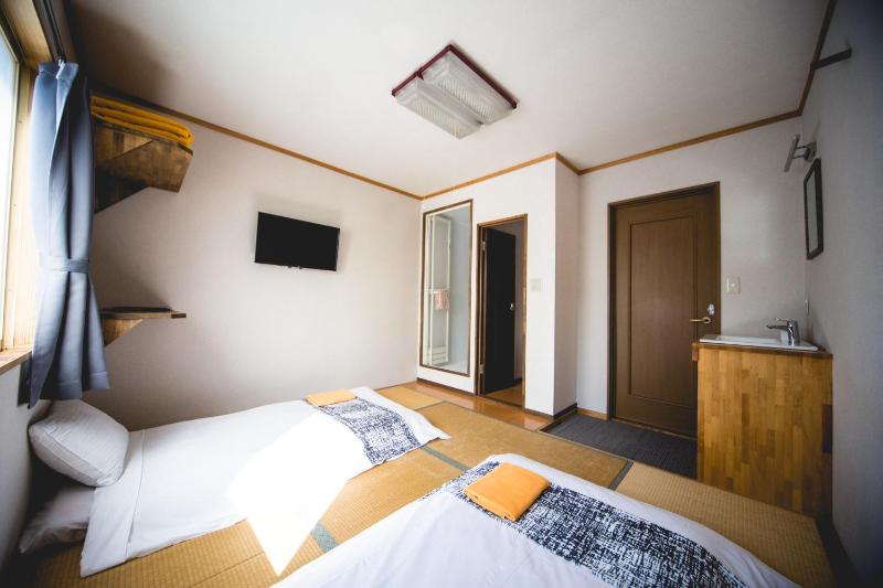 Hakuba Cortina Lodge - image 18