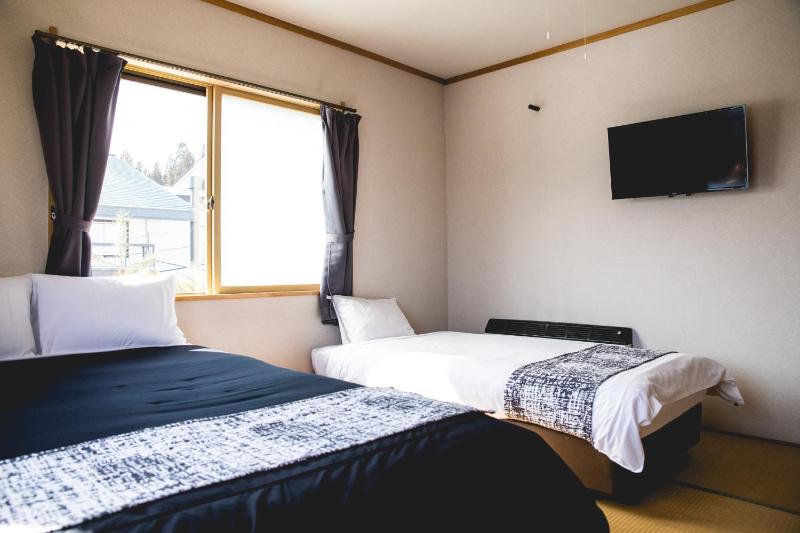 Hakuba Cortina Lodge - image 16