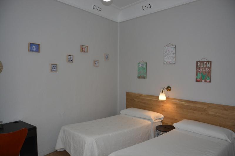 Pensión Moratin - image 13