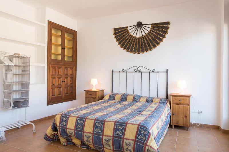 Three-Bedroom House image 3