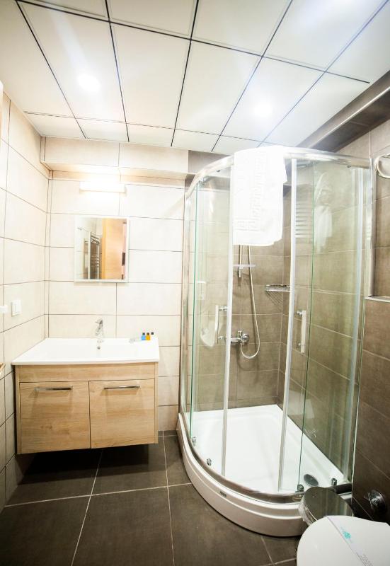Standard Single Room image 4