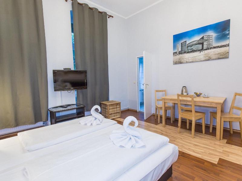 Triple Room image 4