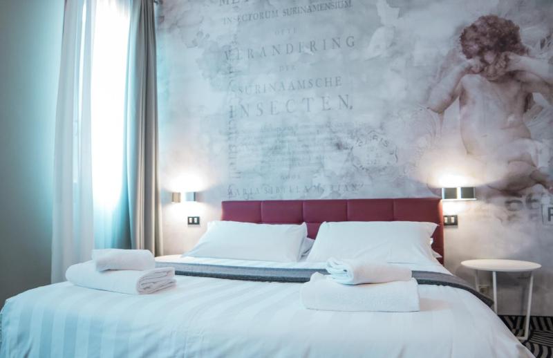 Superior Double Room image 3