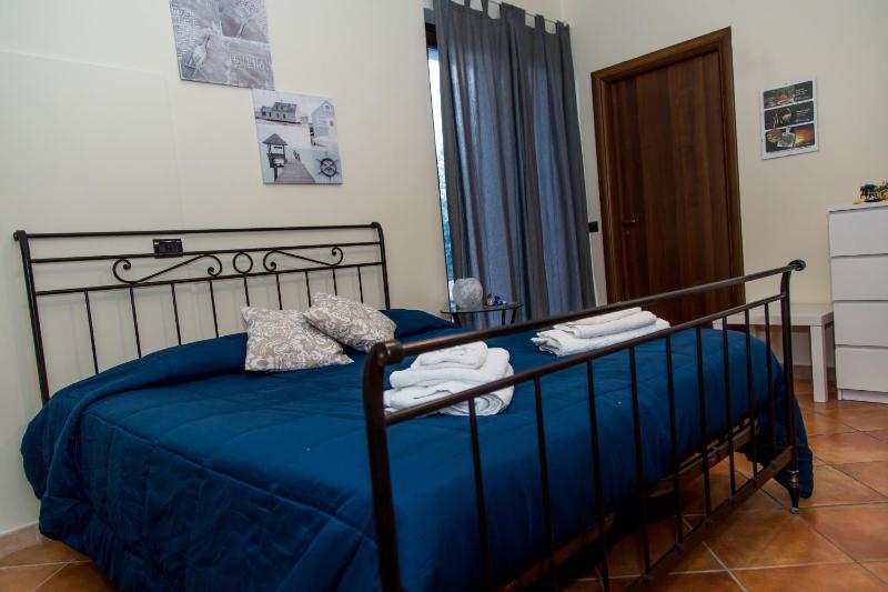 Quadruple Room with Balcony image 4