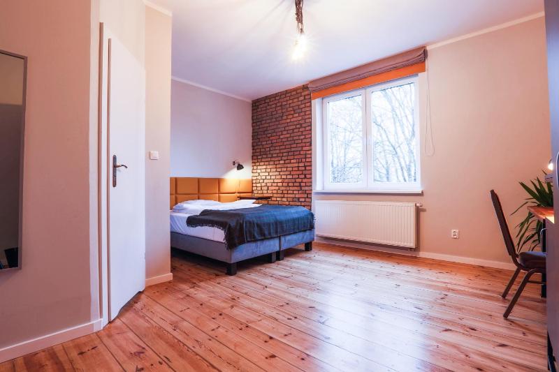 Double Room image 3