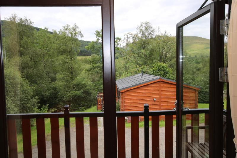 6-Persons Log Cabin - Pet Friendly image 4