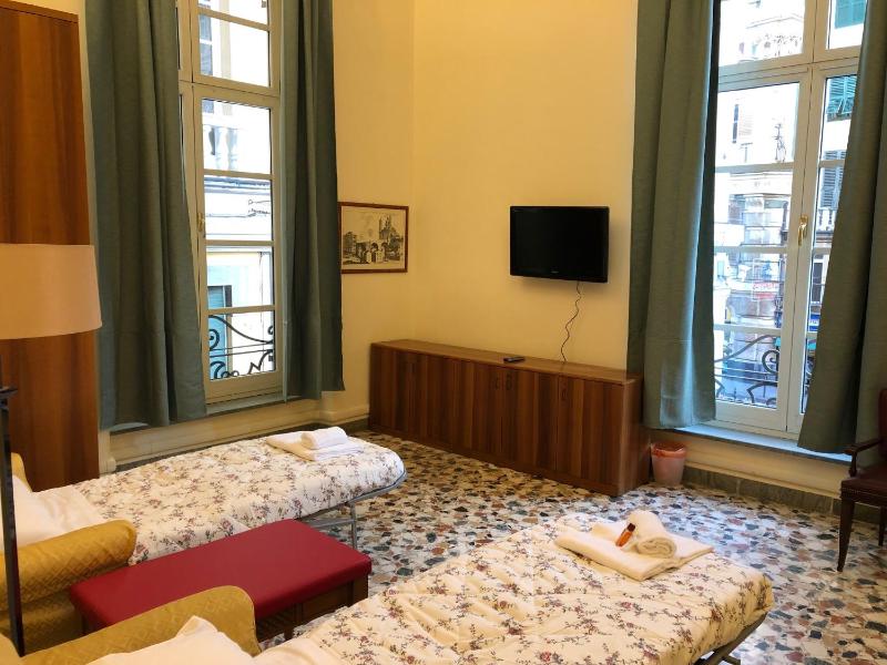 Apartment image 2