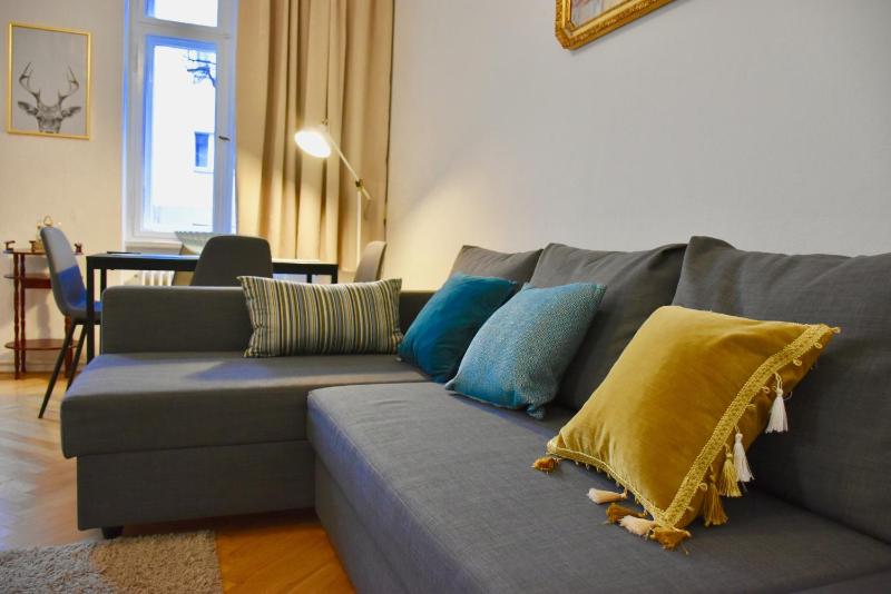 Two-Bedroom Deluxe Apartment image 3
