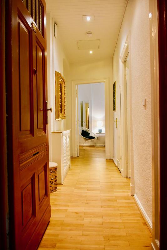 Executive Apartment image 2