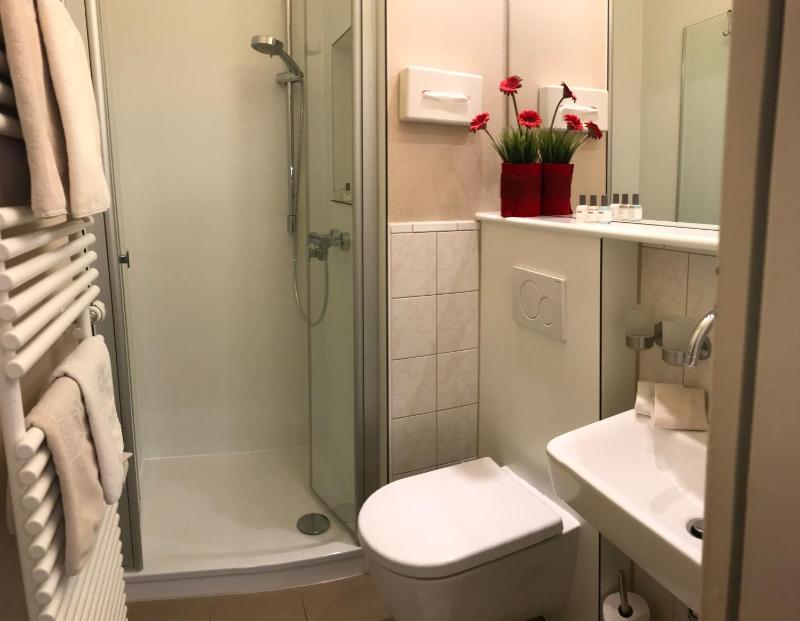 Superior Apartment image 3