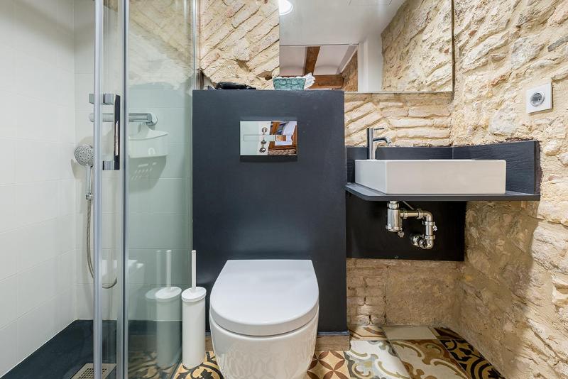 Hostal 977 - image 35