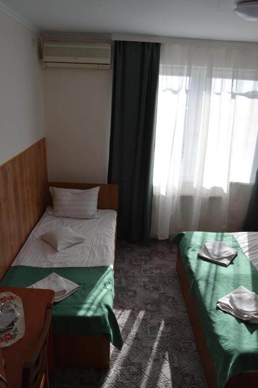Triple Room image 4