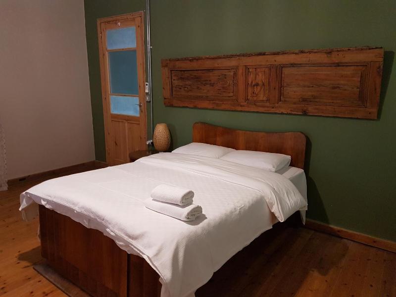 Ines Guest House - image 11