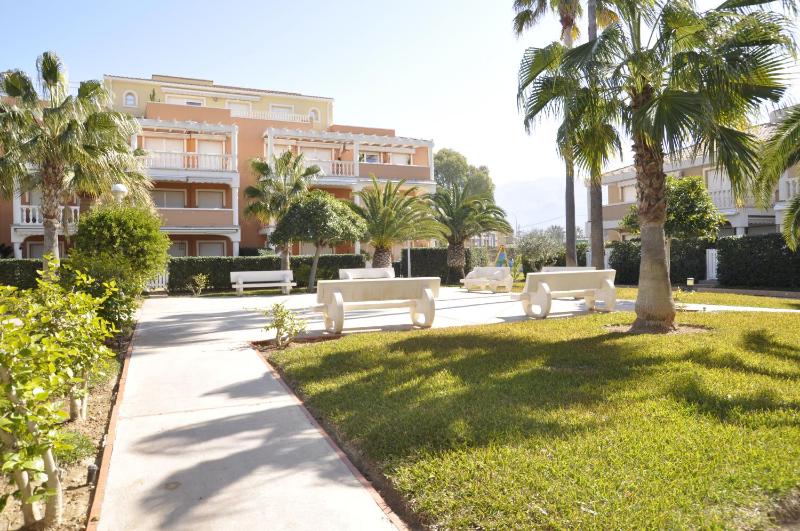 Estrella Blanca I 2 dormitorios by Bookindenia - image 5