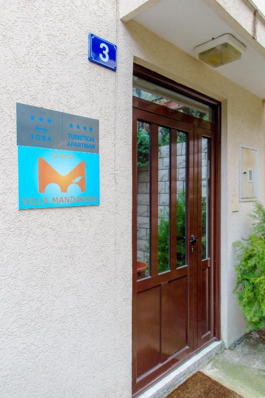 Guest House Mandarina - image 9