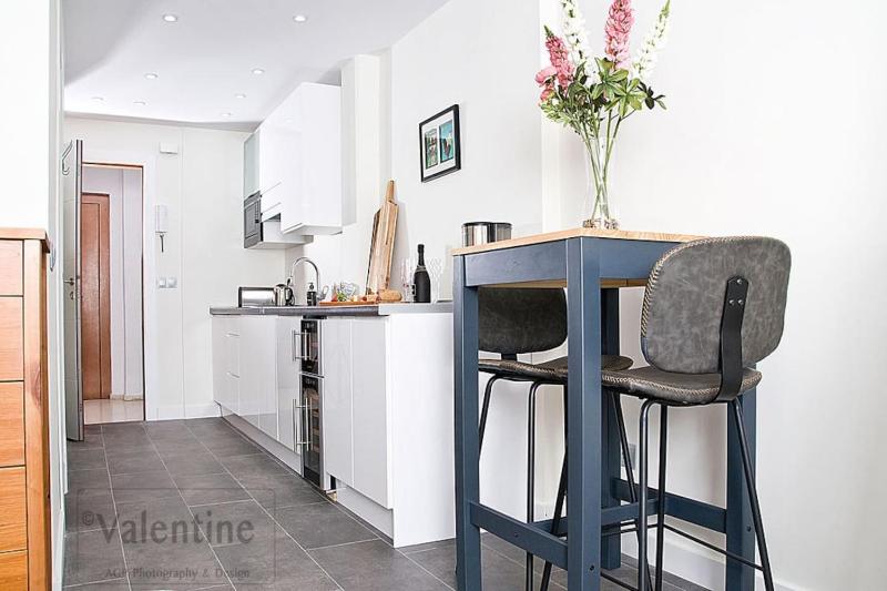 Stunning studio.Seaview with balcony and pool. Images