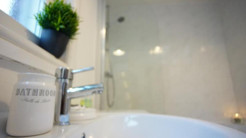 Apartment image 4